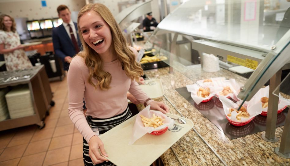 Missionare essen im Provo MTC