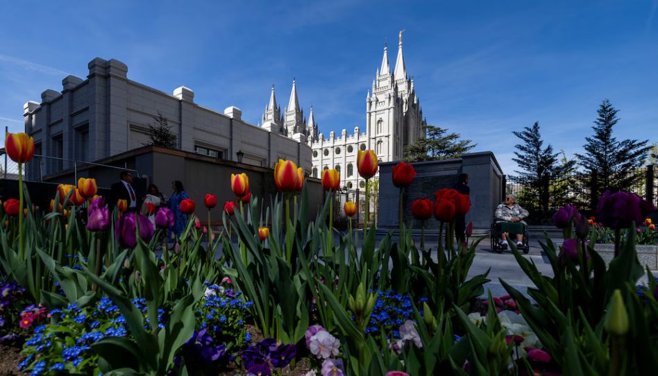 Ein Bild des Salt Lake Tempels der Kirche Jesu Christi.